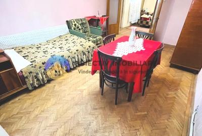 Apartament de vanzare 4 camere- Bulevardul Traian, Piatra Neamt - 6