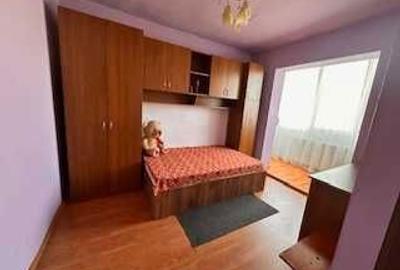 Apartament cu 2 camere semidecomandat în Nufărul