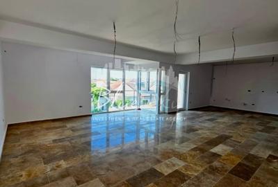 Apartament cu 4 camere decomandat în Faleza Nord - 2