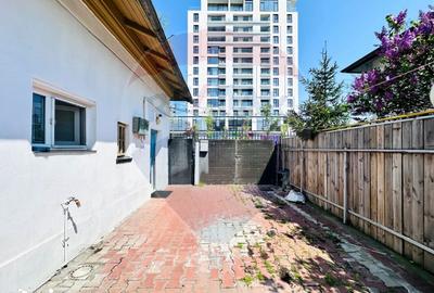 Casă cu 4 camere cu Teren 178 Mp în 13 Septembrie - 19