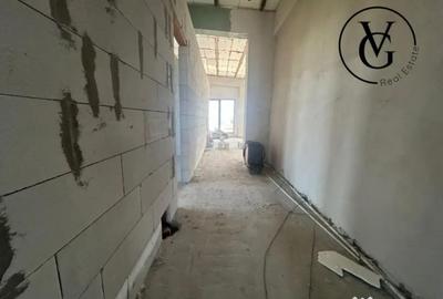 Apartament cu 4 camere semidecomandat în Mamaia - 4