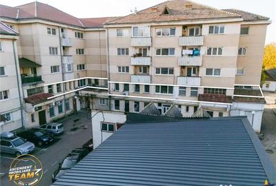 Apartament cu 18 camere decomandat în Central - 2