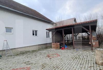 Casă cu 5 camere cu Garaj în Central - 14