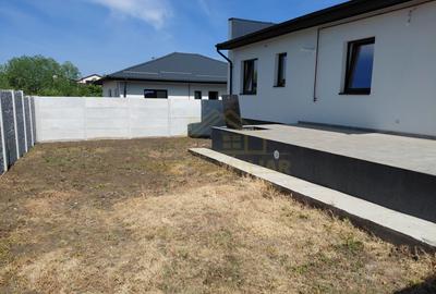 Casă individuală cu 3 camere cu Teren 353 Mp în Berceni - 4
