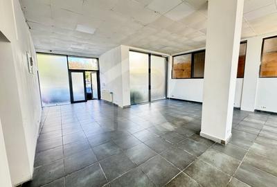 Spatiu comercial/birouri de inchiriere, P+1+M, 260 mp, deschidere dubla, curte - 3