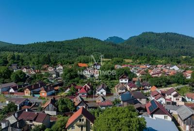Casă săsească renovată parțial, cu teren generos - Săcele/Brașov - 4