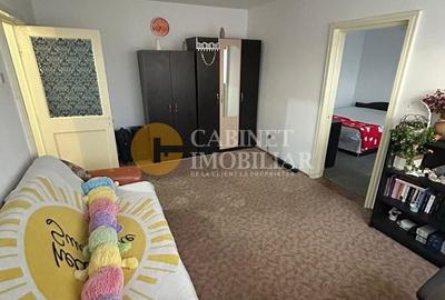 Apartament cu 3 camere semidecomandat în Podu Roș - 2