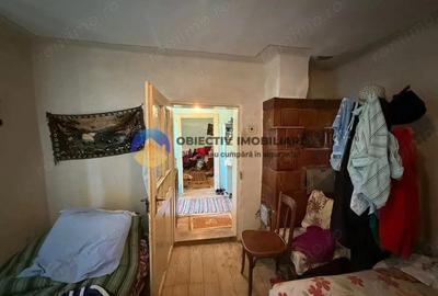 Casa batraneasca / Piatra Neam? / Pentru iubitorii de natura - 1