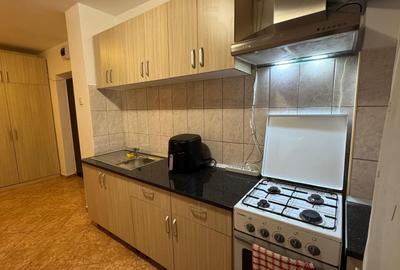 Apartament cu 2 camere semidecomandat, mobilat în Titan - 10