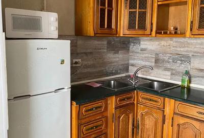 Se ofera spre inchiriere garsoniera in zona Giulesti . - 1