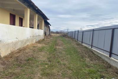 Casă individuală cu 3 camere cu Teren 3300 Mp în Exterior Vest - 2