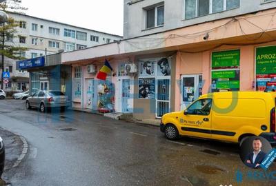 Spațiu comercial, de 53 mp, în Cornișa - 9