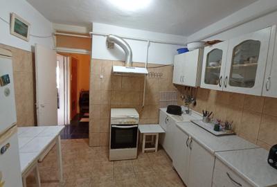 Apartament 3 camere  decomandat CUG-BRD, etaj intermediar Apartament 3 camere  decomandat CUG-BRD, etaj intermediar - 5