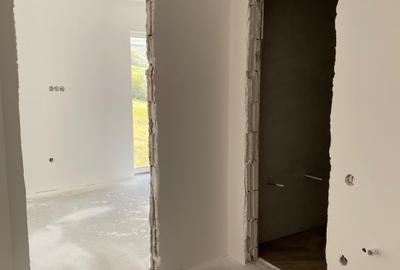 Apartament 2 camere finisat, zona verde - 2