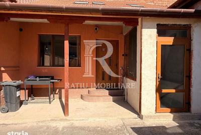 Casă cu 3 camere cu Teren 200 Mp în Central - 16