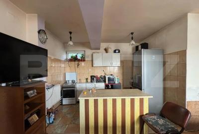 Casă cu 4 camere cu Teren 900 Mp în Central - 2