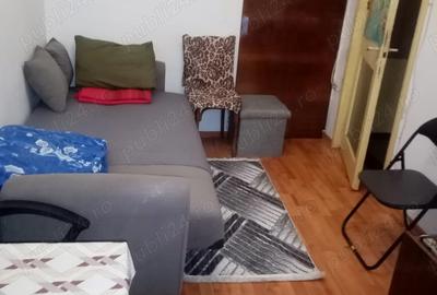 Apartament cu 2 camere semidecomandat în Podu Roș