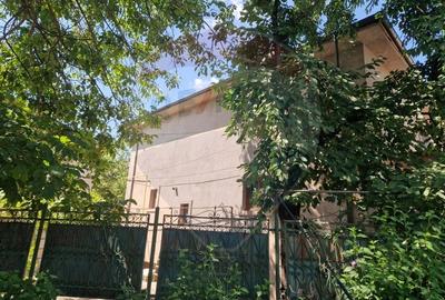Casa / Vila  str. Ana Ipatescu S+P+1 , 5 camere , teren - 252 mp - 24