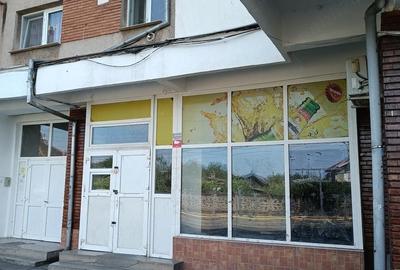 Spațiu comercial, de 54 mp, în Central - 6