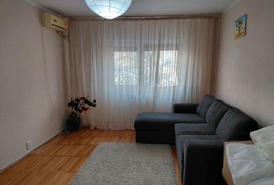 Apartament cu 3 camere decomandat în Mazepa 2