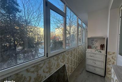 Apartament cu 2 camere semidecomandat, mobilat în Podu Roș - 3