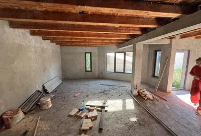 Casă cu Teren 500 Mp în Ostrovu Corbului - 3