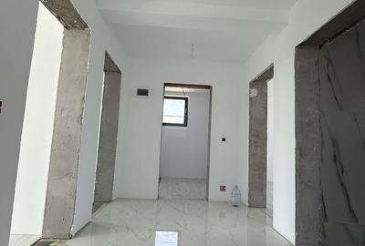 Casă cu 4 camere în Bariera Vâlcii - 5