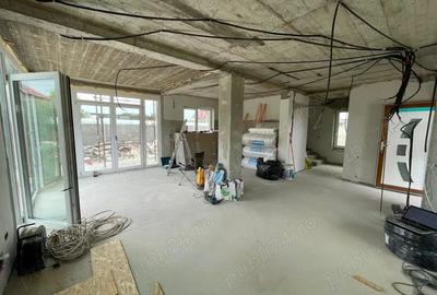 Casă cu 4 camere cu Teren 350 Mp în Sânandrei