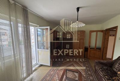 APARTAMENT 2 CAMERE 2 BALCOANE ETAJ 4 GRUI CAMPULUNG - 36