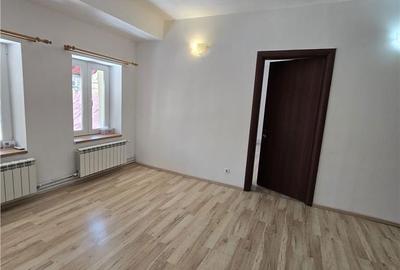 Apartament cu 2 camere în Grivița - 4