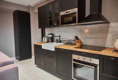 Apartament cu 3 camere decomandat în Central - 1