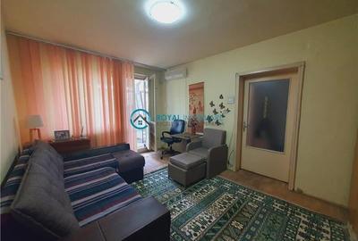 Royal Imobiliare - Vanzare apartament 2 camere, zona Nord - 4