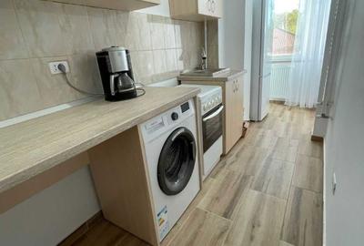 Garsonieră decomandată în 13 Septembrie