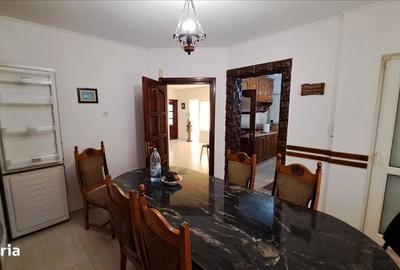 Casă cu 4 camere în Central - 13