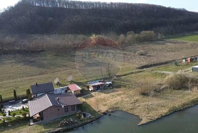 Teren de 7000 mp, în Hoghilag - 2