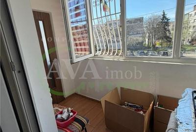 Apartament cu 3 camere decomandat în Mioriței - 6