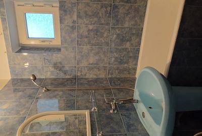 Apartament cu 3 camere decomandat în Central - 1