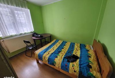 Apartament cu 4 camere decomandat în Micro 18 - 2