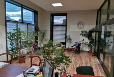 Spațiu comercial, de 93 mp, în Unirea - 13