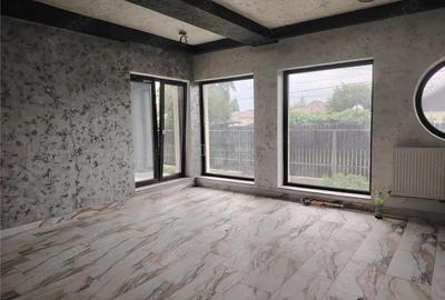 Casă cu Teren 600 Mp în Lipănești - 1