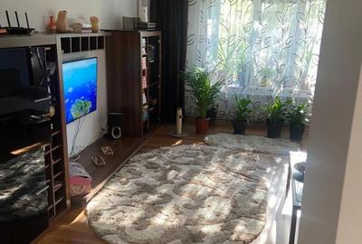 Apartament modernizat de 3 camere - locatie ultra-centrala - 2