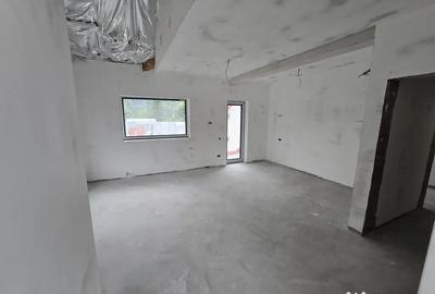 Apartament cu 4 camere decomandat în Zamora - 11