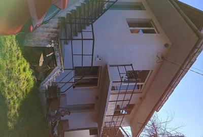 Casă cu Teren 1700 Mp în Central - 3