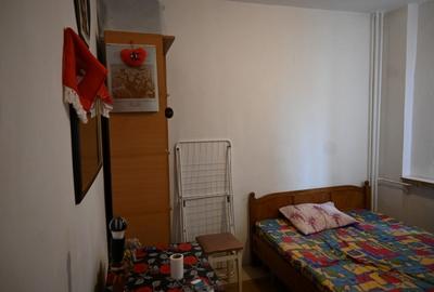 Piata Delfinului, urgent, proprietar - 16