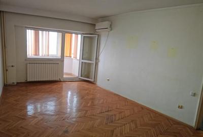 Apartament 2 camere decomandat de vanzare - zona Gara Consta - 3