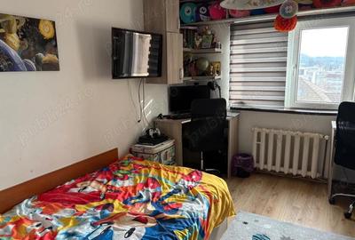 Apartament cu 3 camere decomandat în Central - 3