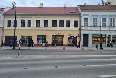 Spațiu comercial, de 90 mp, în Ultracentral