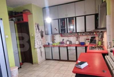 Casa moderna spatioasa - 1