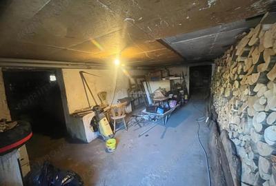 Casă cu 7 camere cu Teren 280 Mp în Periferie - 9