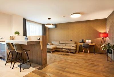 Garsonieră decomandată, mobilată în Tractorul - 1